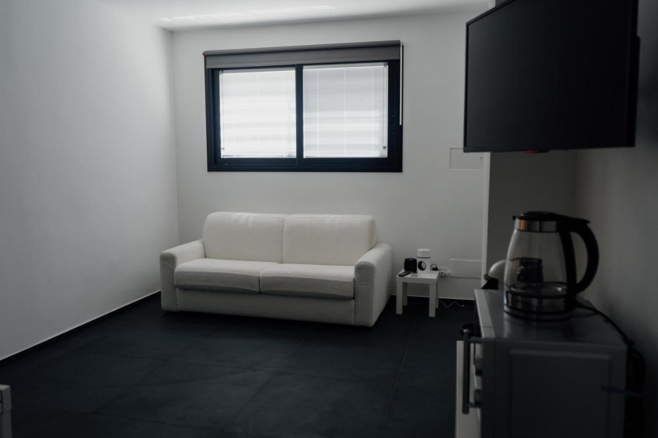 Domus Residence - Orazio - Bari Bagian luar foto