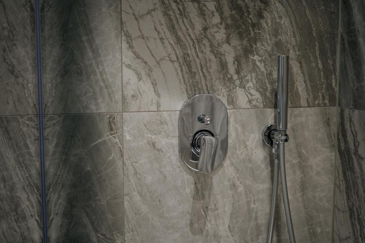 Domus Residence - Orazio - Bari Bagian luar foto